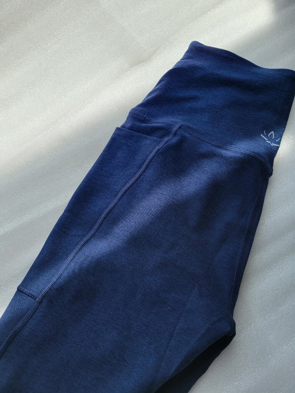 NWT S Beyond Yoga Out Of Pocket High Waist Midi Leggings *NOCTURNAL NAVY - Picture 6 of 11